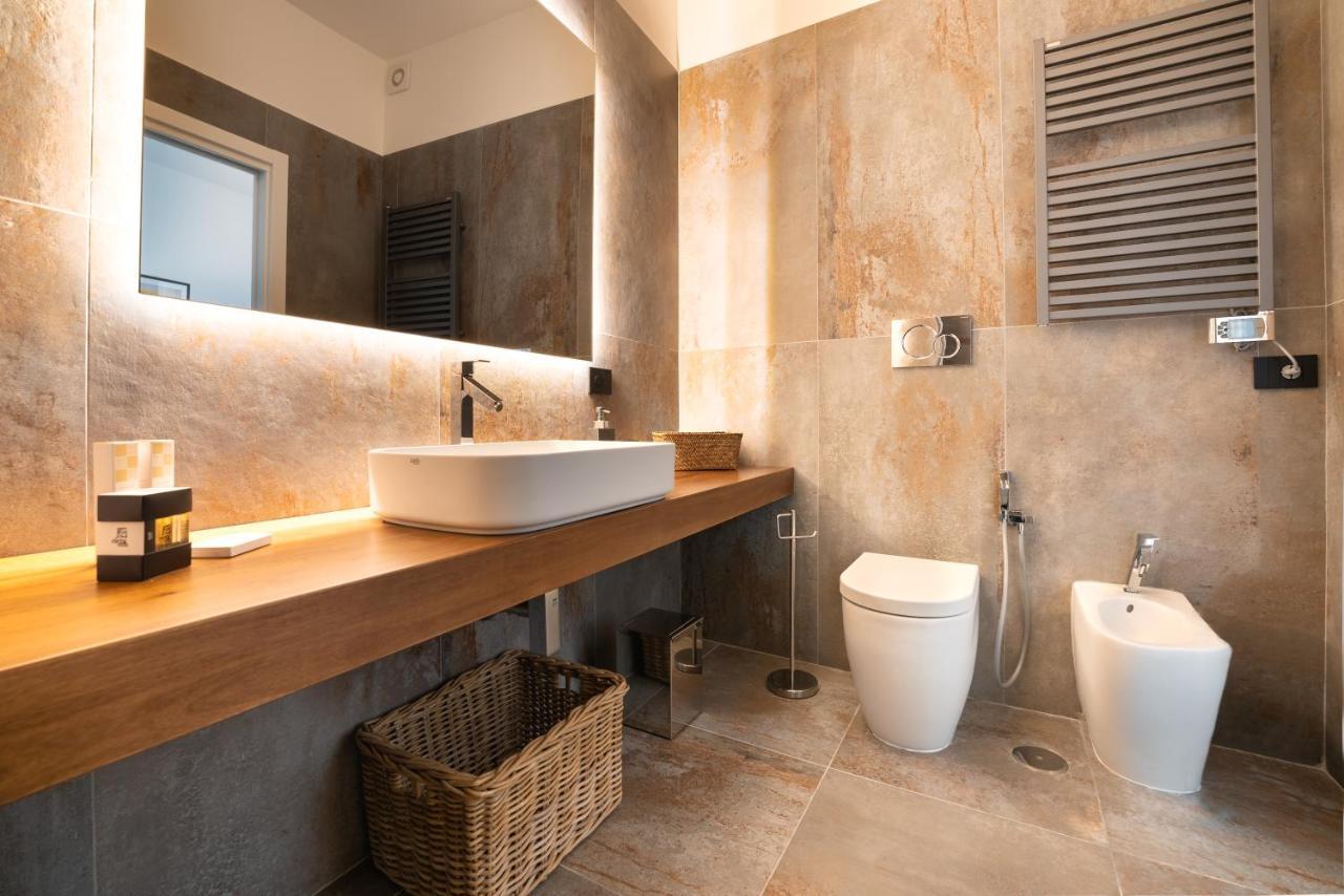 Harmony Luxury Rooms Castellammare di Stabia Exteriör bild